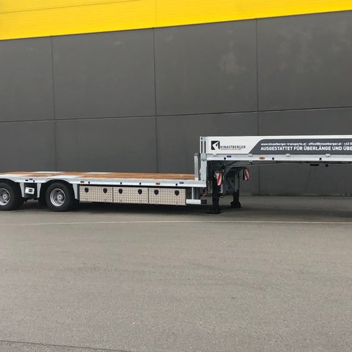 Sattel- & Sondertransporte